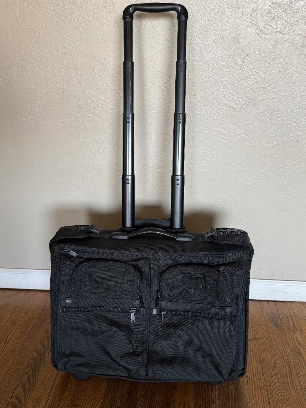 TUMI ALPHA BLACK NYLON CARRY ON GARMENT BAG